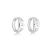 BRINCO ARGOLA TRÊS ESTRELAS CRAVEJADAS GRANDE - BANHADO A RODIO BRANCO (T-H)