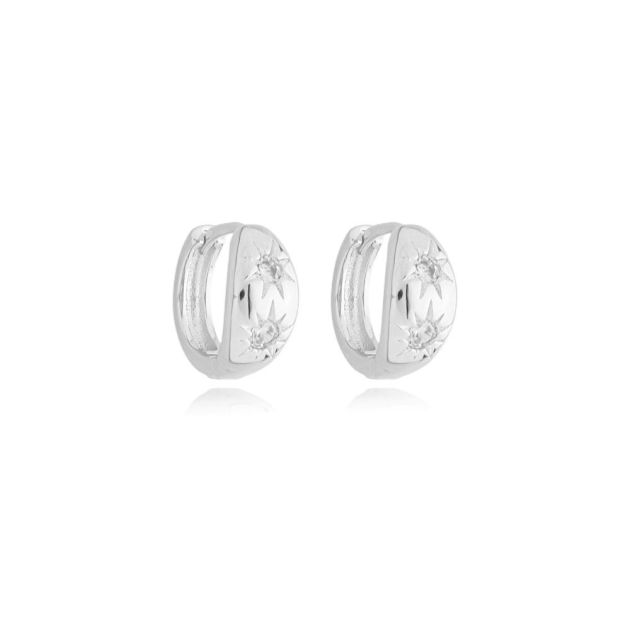 BRINCO ARGOLA DUAS ESTRELAS CRAVEJADAS MÉDIA - BANHADO A RODIO BRANCO (T-H)