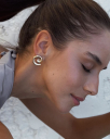 BRINCO CARACOL COM DETALHES - BANHADO A RÓDIO BRANCO