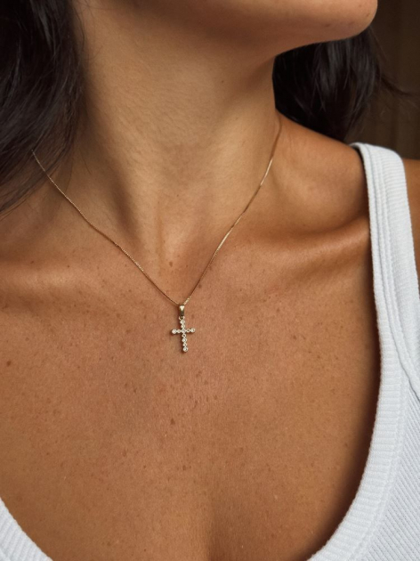 COLAR CRUCIFIXO DE ZIRCÔNIAS - BANHADO A OURO